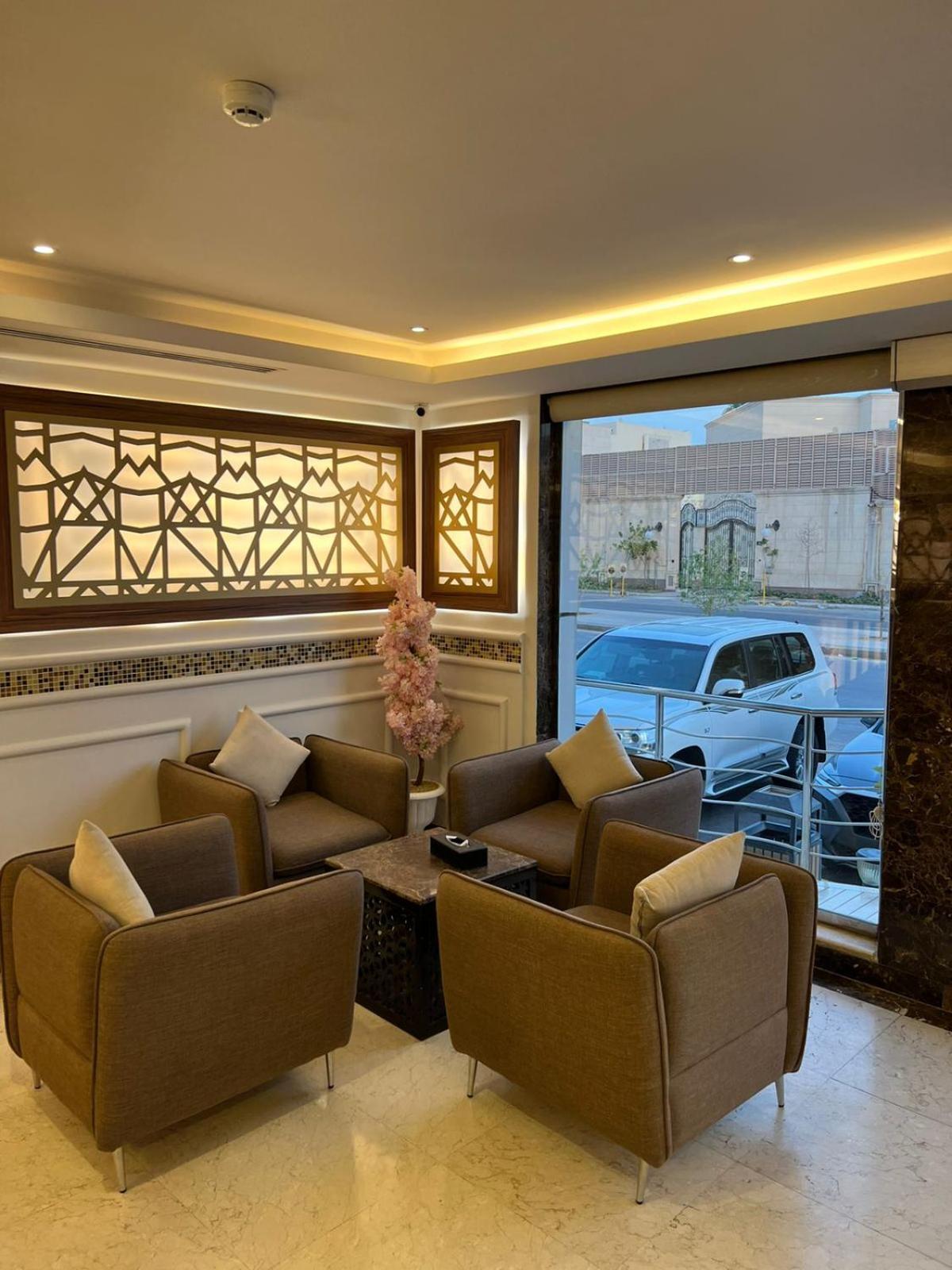 ال متعب سويتس المرسلات Aparthotel Riyadh Bagian luar foto