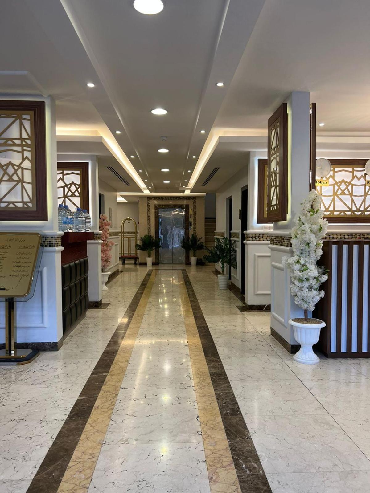 ال متعب سويتس المرسلات Aparthotel Riyadh Bagian luar foto