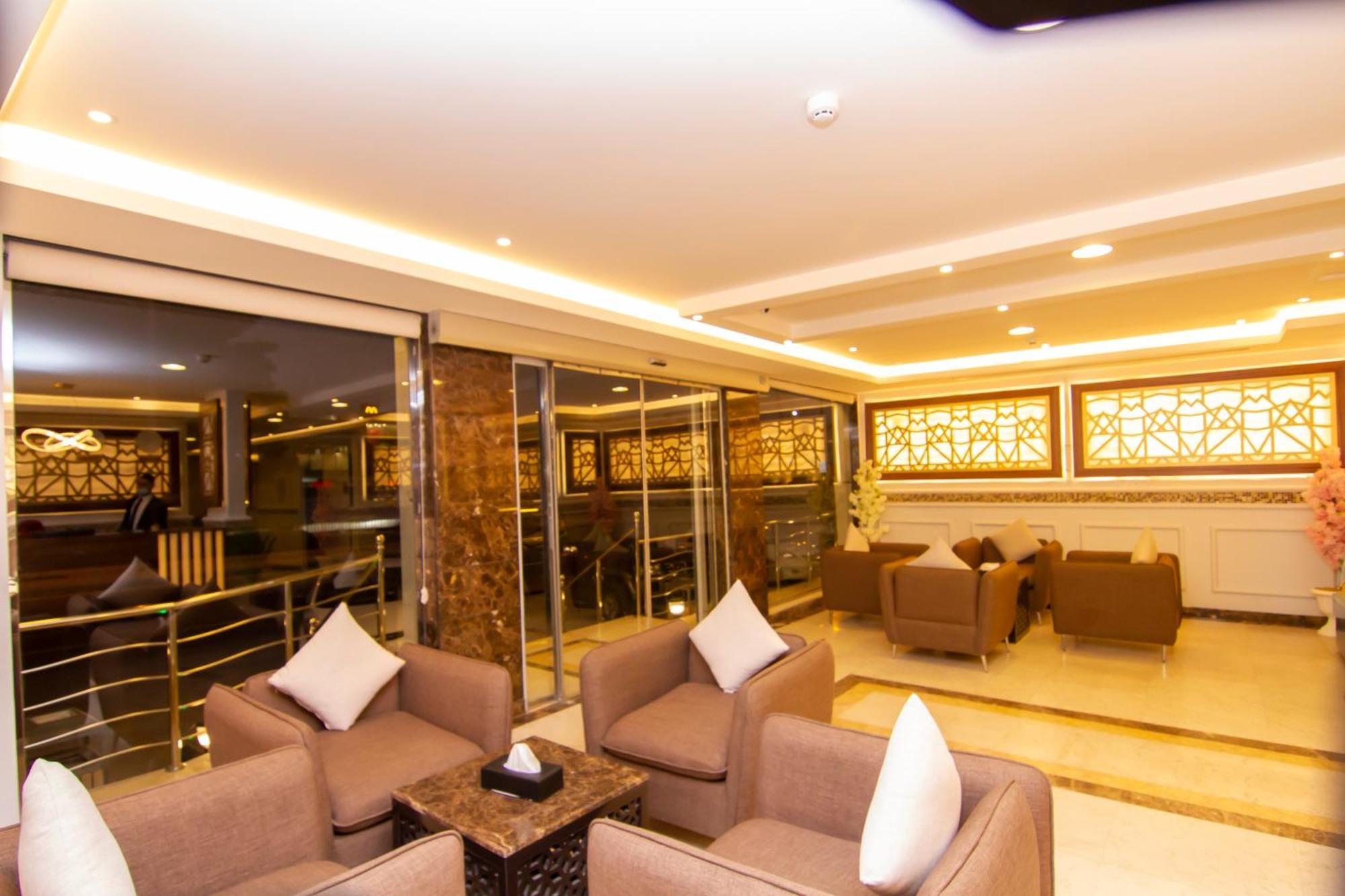 ال متعب سويتس المرسلات Aparthotel Riyadh Bagian luar foto
