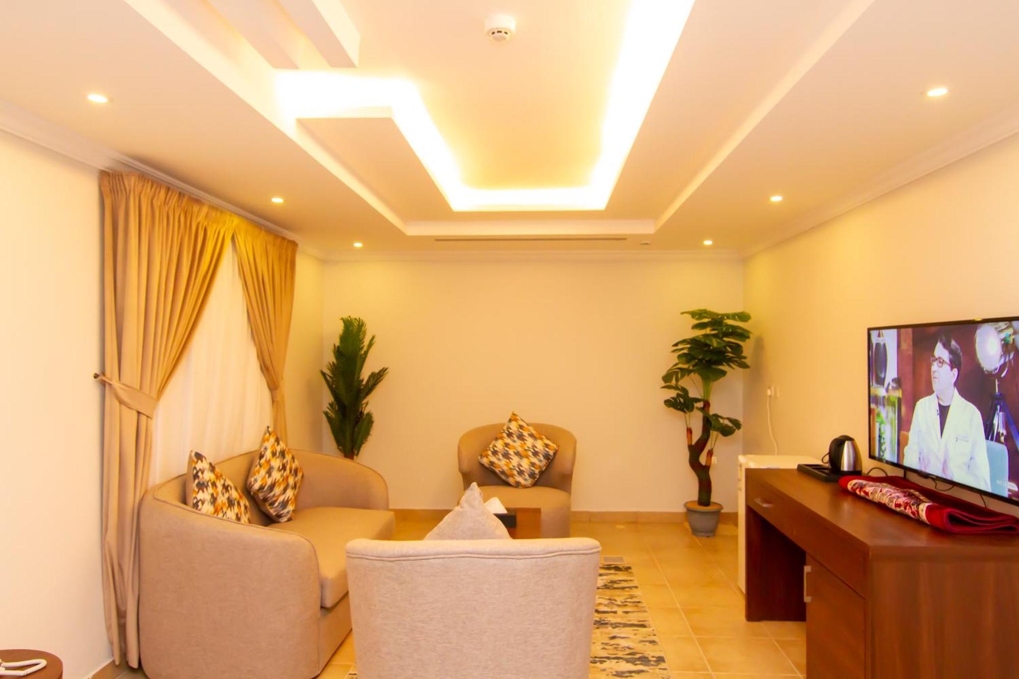 ال متعب سويتس المرسلات Aparthotel Riyadh Bagian luar foto