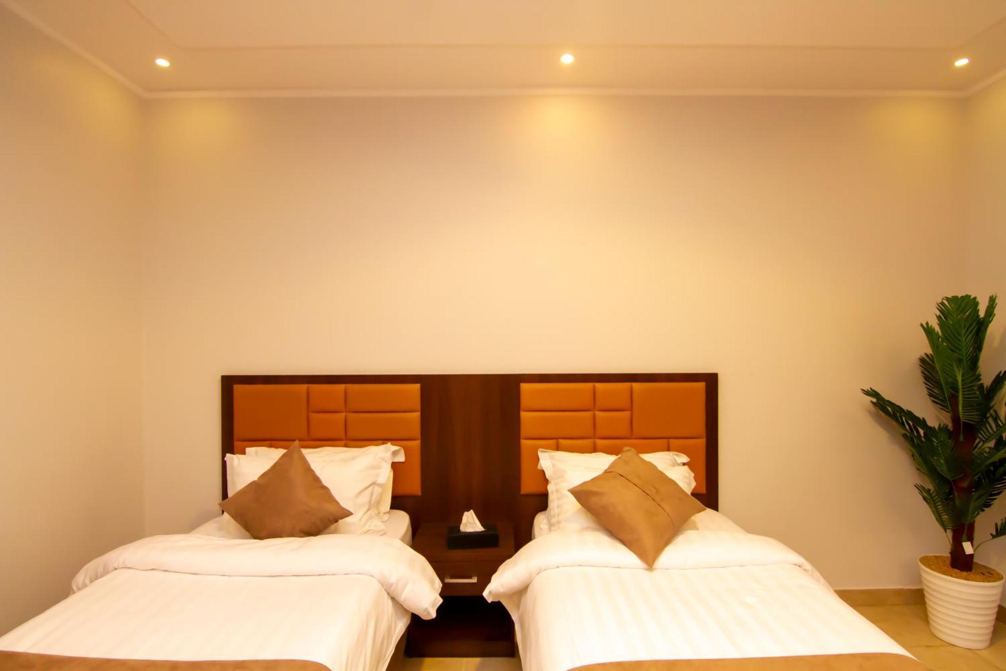 ال متعب سويتس المرسلات Aparthotel Riyadh Bagian luar foto