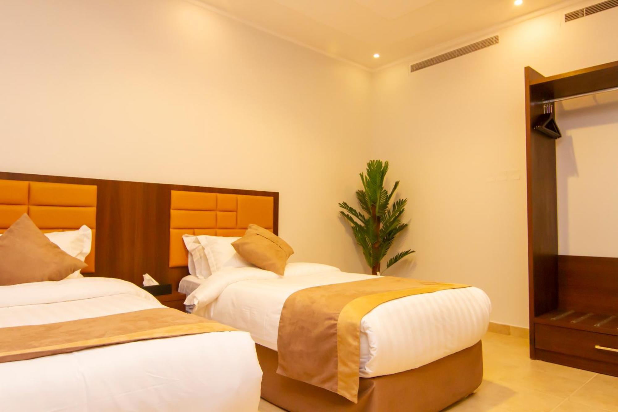 ال متعب سويتس المرسلات Aparthotel Riyadh Bagian luar foto